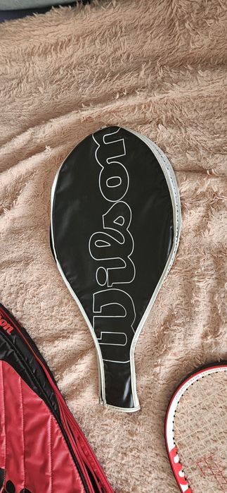 Теннисная ракетка