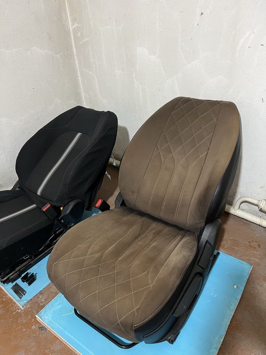 Продам комплект сидений sonata