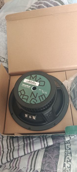 Динамики в машину  16 см