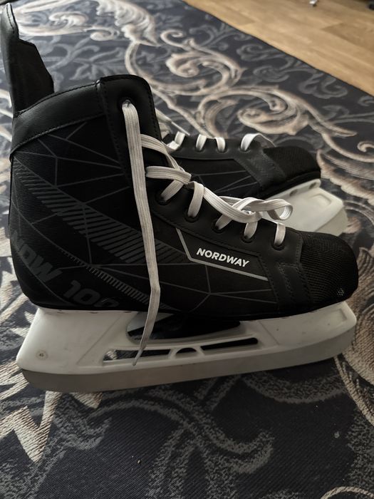 Продам Коньки мужские