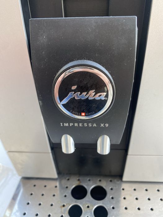 Jura impressa X9 - ресторантско оборудване