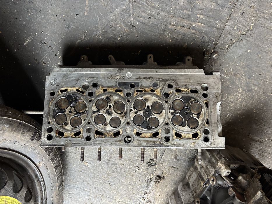 Блок, глава и валове за Vw/ Audi/ Seat 1.6 TDI 90/105кс 2008- 2015г