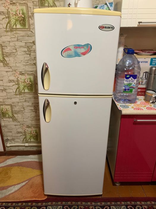 Холодильник ELEKTA