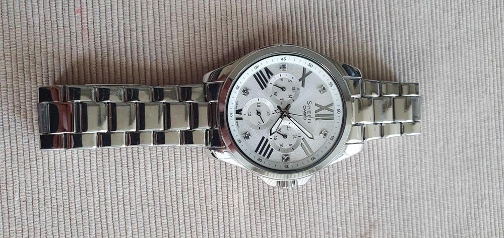 Часовник Casio Sheen