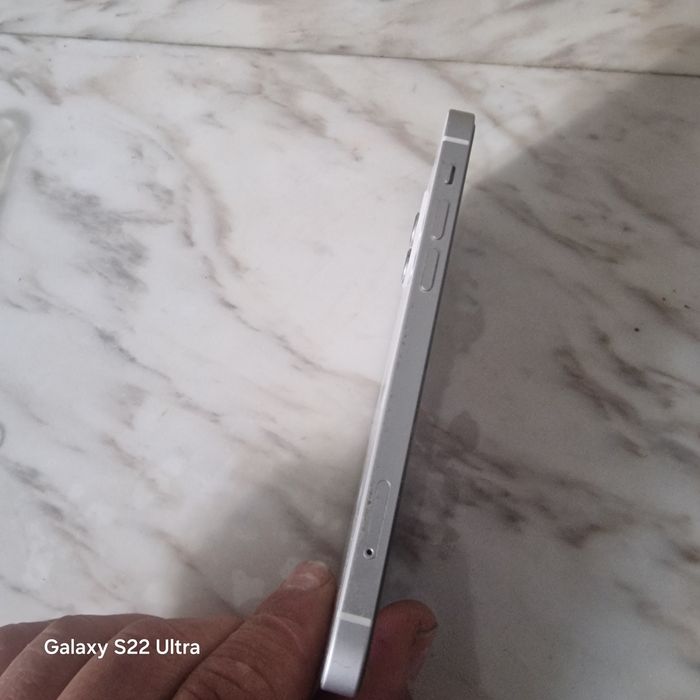 Iphone 12 перфектен