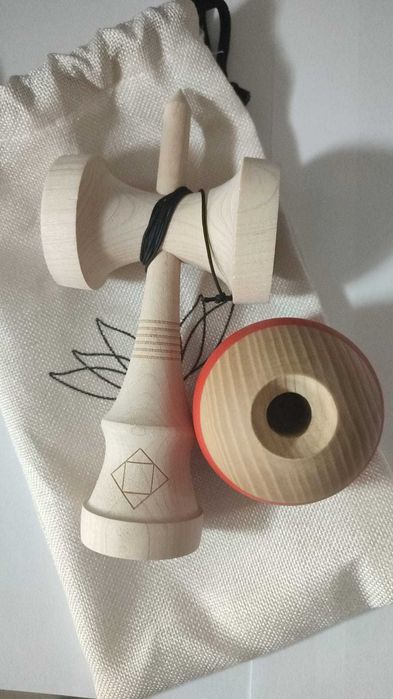 Kendama Lotus Element Okendama Revo Clear