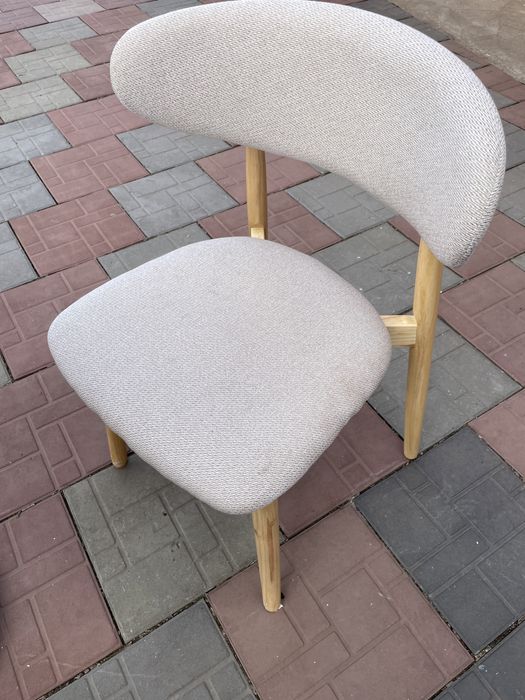 Продам стулья для кофейни , кафе