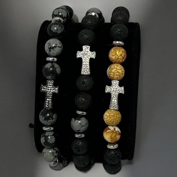 Ръчна изработка на гривни