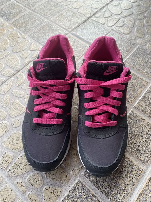 Дамски маратонки