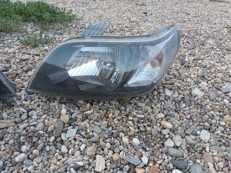 ляв и десен черен фар за шевролет авео Т255 08-11 CHEVROLET AVEO T255