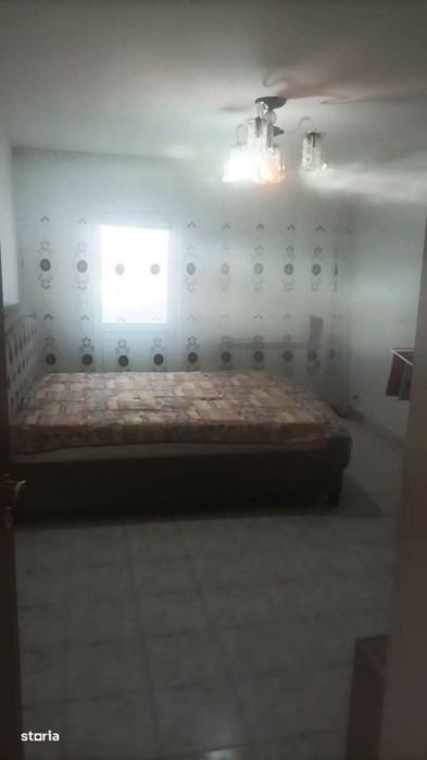 De vanzare apartament 3 camere, Fagaras