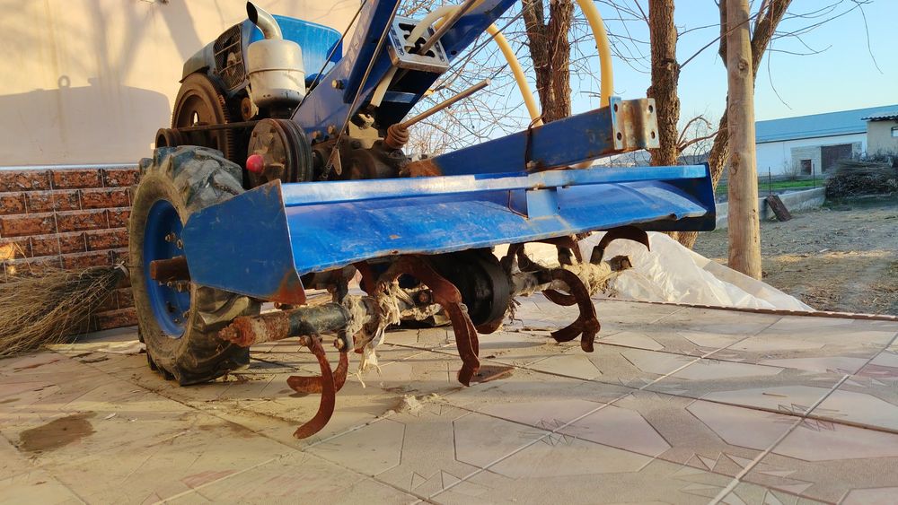 Мини трактор холати янги нархини келишамиз