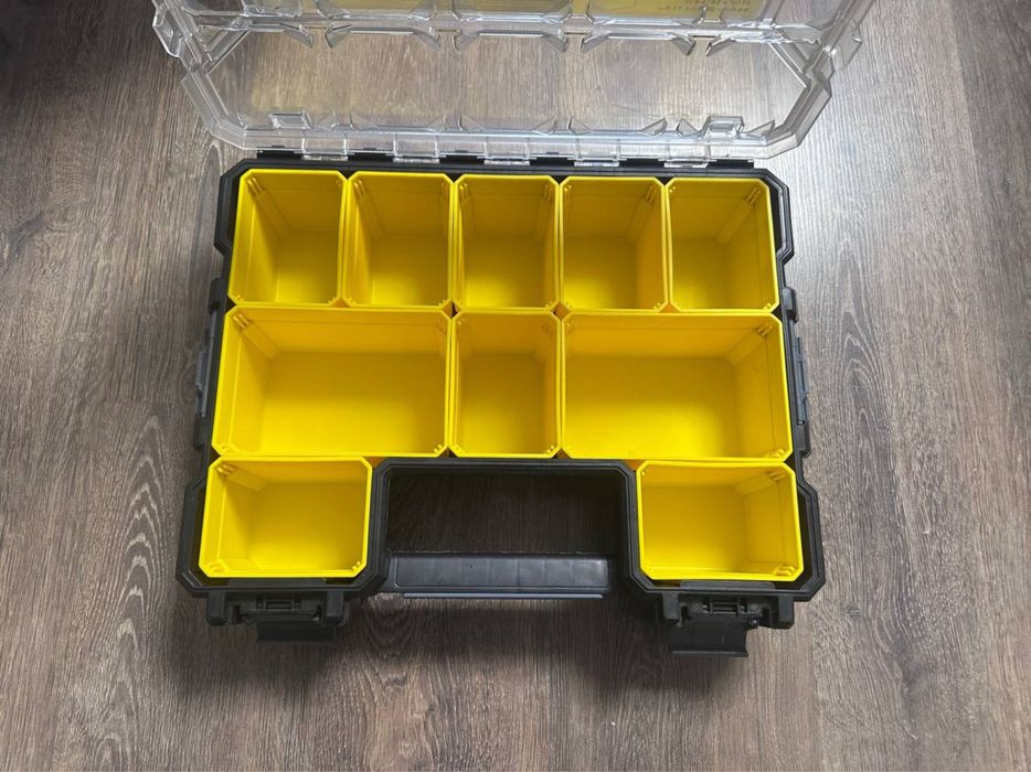 Продам кейс органайзер STANLEY 1-97-521