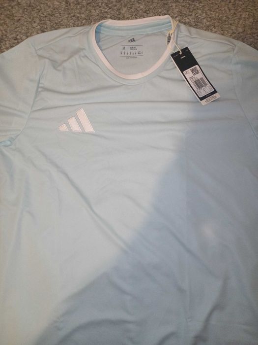 Tricou pentru cei pasionați de sport