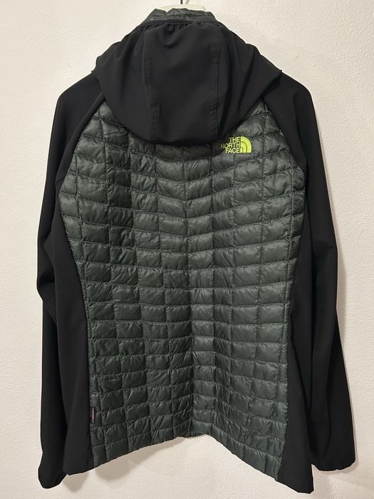 Geaca The North Face HyVent barbat marimea L - Stare impecabila