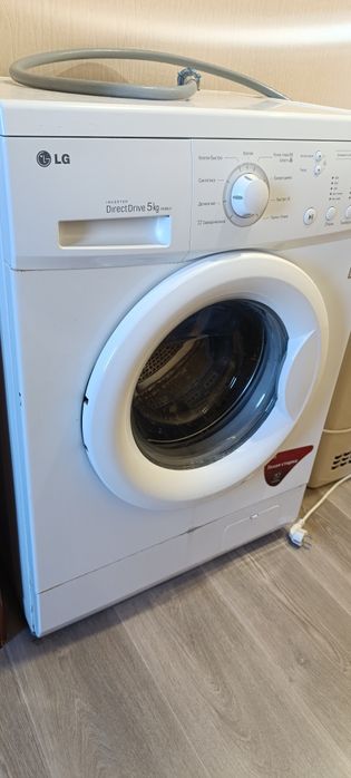 Продам стиральную машину LG