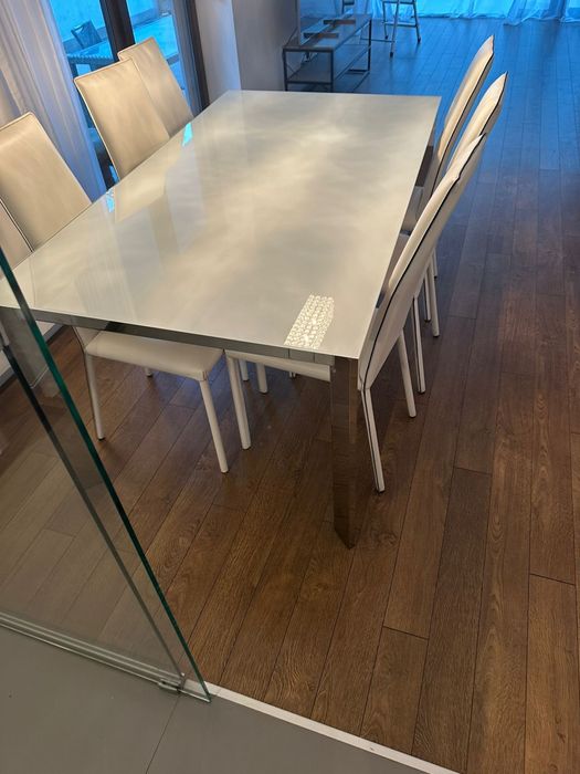 Masa de sticla extensibila