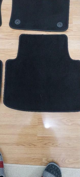 Мокетни стелки за Шкода Супърб
