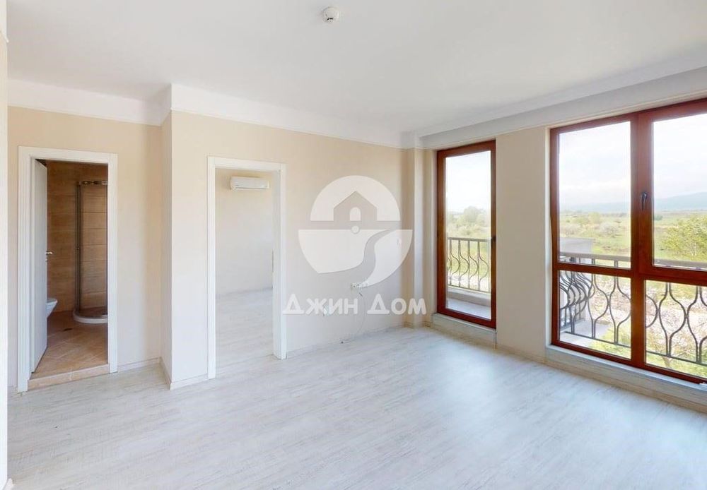Продава се Тристаен апартамент в к.к. Слънчев бряг - 57 кв.м за 1402 €/кв.м - Снимка #7