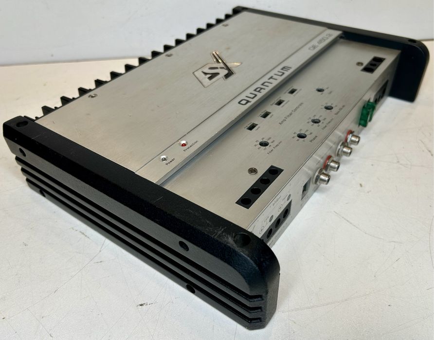 Vand Amplificator statie auto ESX Quantum QE450.2