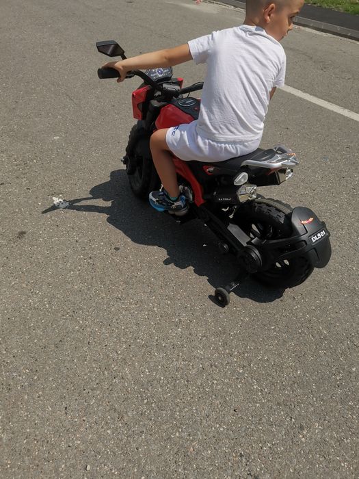 Motocicletă electrică copii