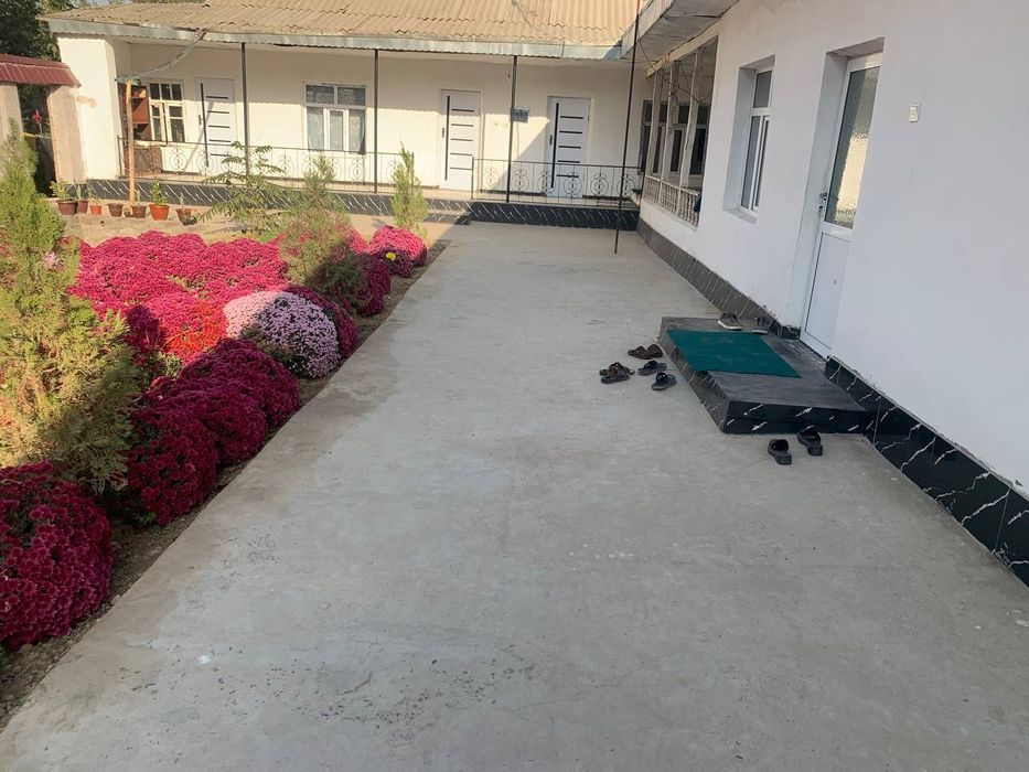 Тошкент вилояти, Чиноз тумани 12 сотих 10 хона 
Самарқанд МФЙ.
Янги Ҳа