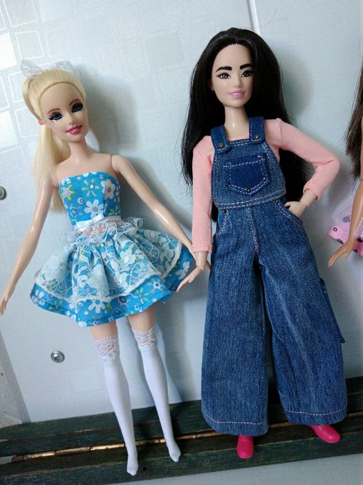 Продаю кукол Барби