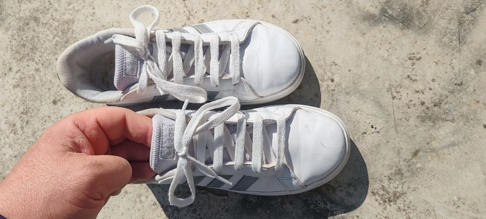 Adidasi originali adidas fete femei copii marimea 36