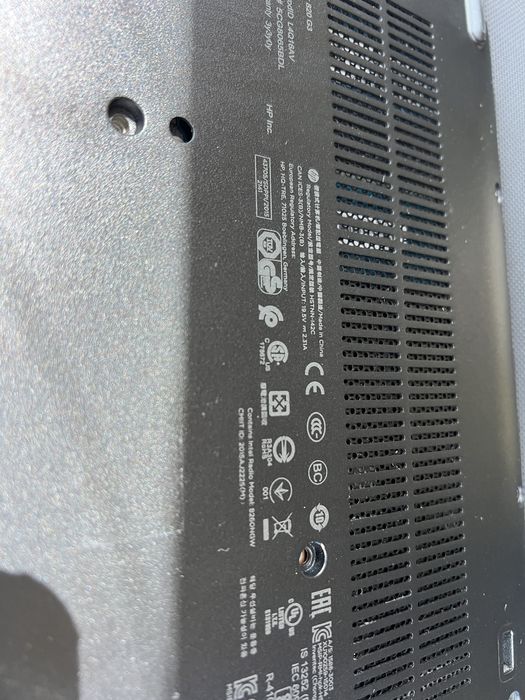 Laptop Hp G3 820 / hp g6 250 pentru dezmembrat