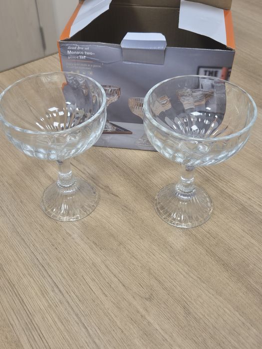 Набор креманок две штуки