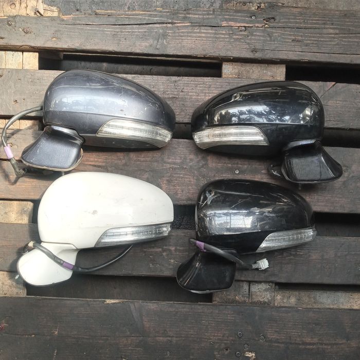 Зеркала заднего вида на Toyota Avensis