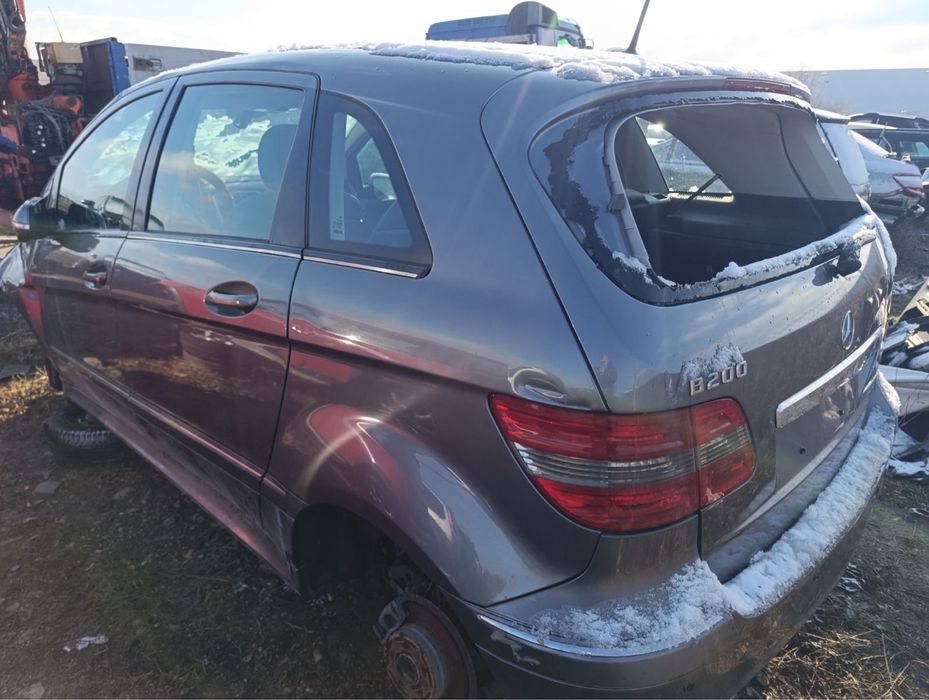 Мерцедес  В 200 автоматик