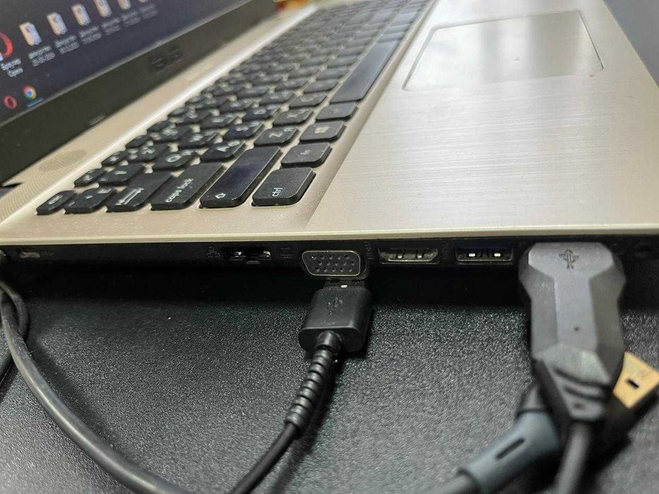 Продам ноутбук ASUS