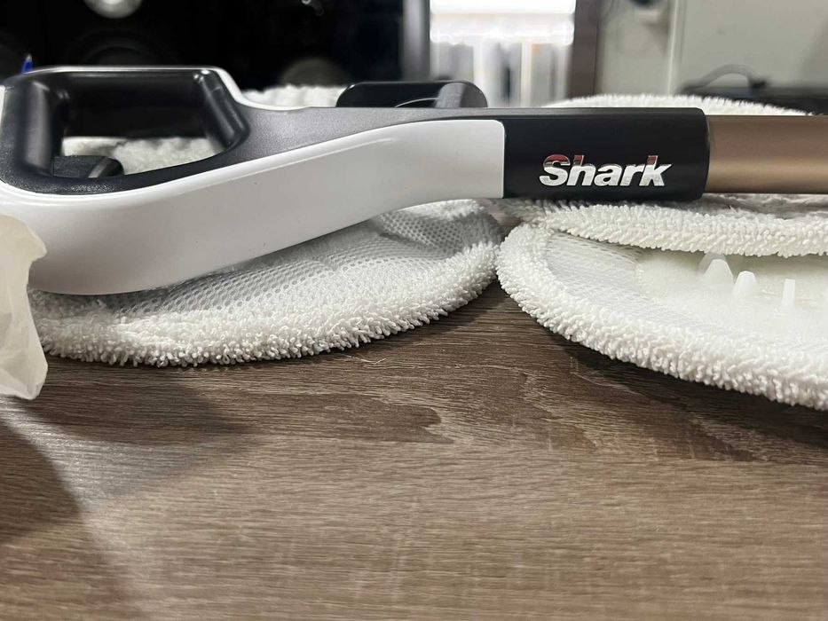 ПАРОЧИСТАЧКА Shark Steam Blaster MOP