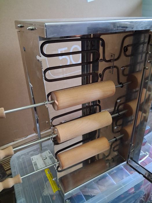 Продавам професионална електрическа печка за коминчета
