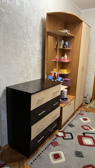 Продаю прихожку и комод