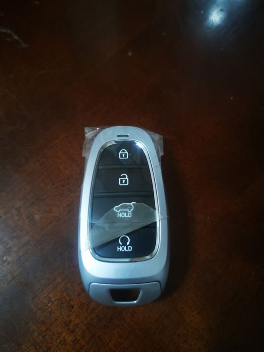 Оригинальный смарт ключ пульт от автомобиля Hyundai TUCSON.