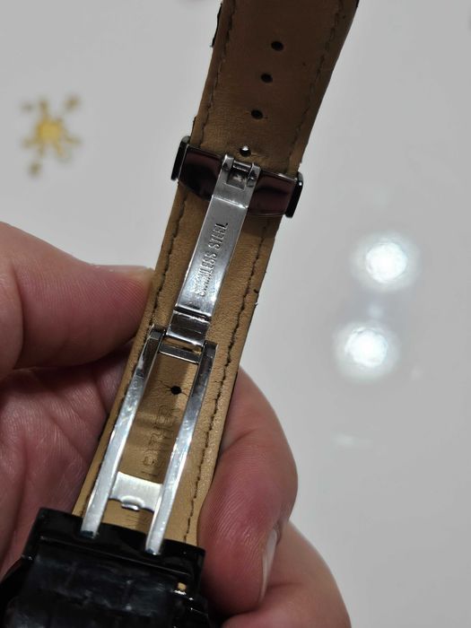 Мъжки часовник Casio, стилен и елегантен + подарък чисто Нова батерия