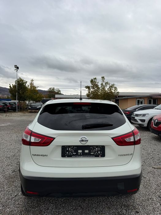 Nissan Qashqai 2017 benzină, 6.950 € — imagine 3
