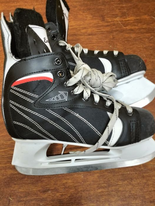 Продам мужские коньки