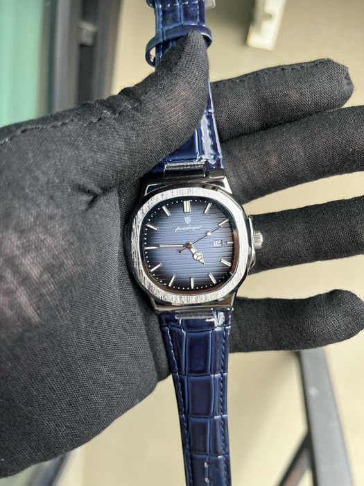 Часовник poedegar НАМАЛЕН!