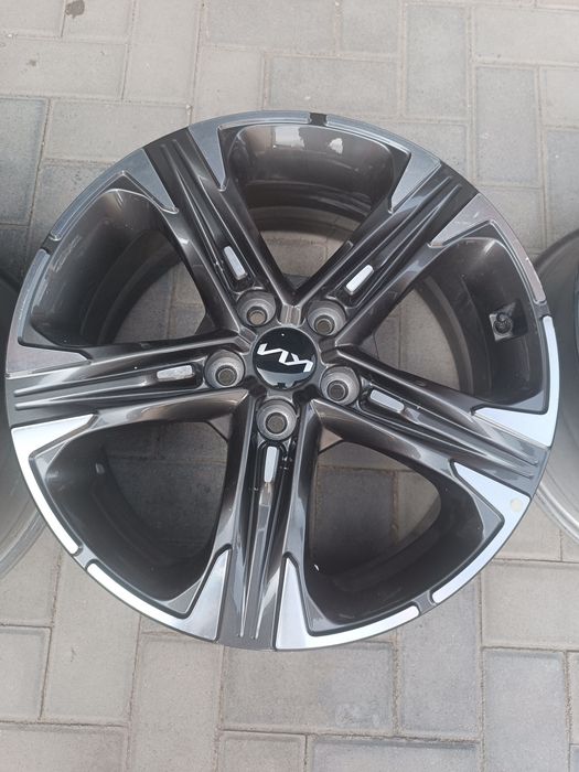 Диски kia r18 235/45