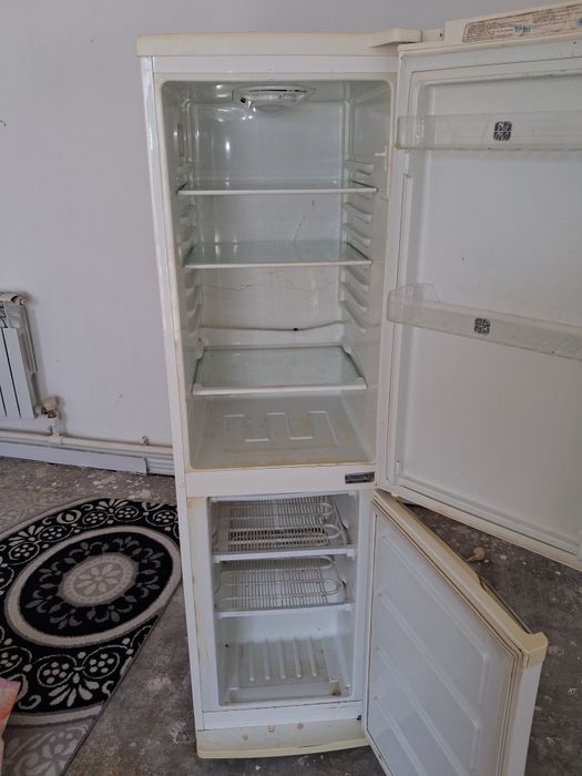 Холодильник Samsung 20.000