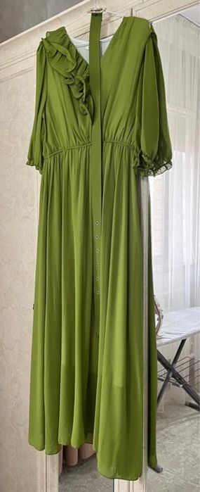 Нарядные, сногшибательные платья