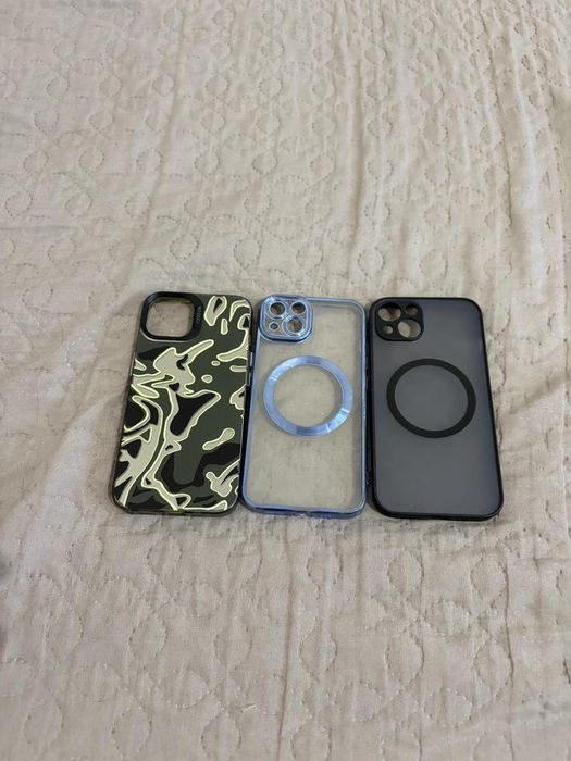 iPhone 13 – 128 GB – много добро състояние + 3 калъфа