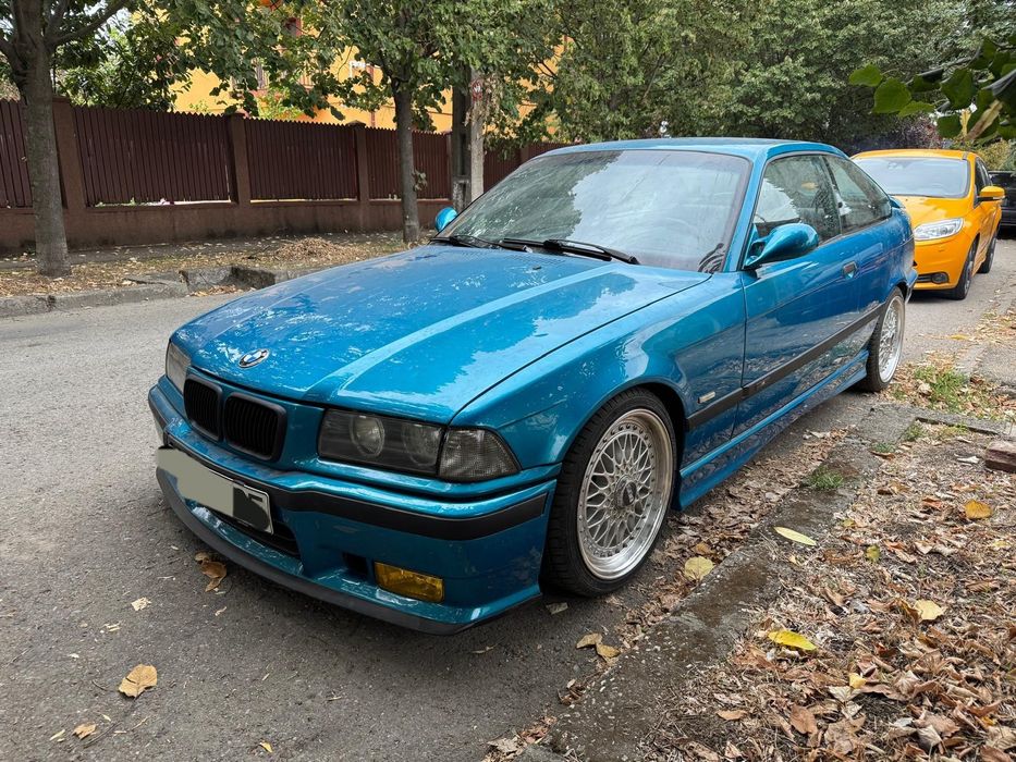 Bmw E36 Coupe 320i Individual Atlantis Blue