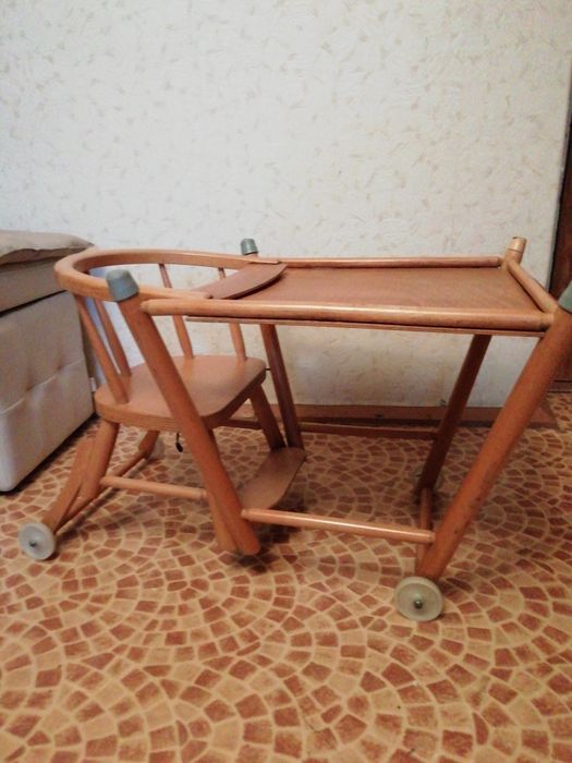 Детский стул для кормления