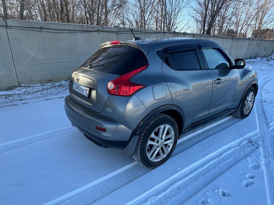 Ниссан жук кроссовер