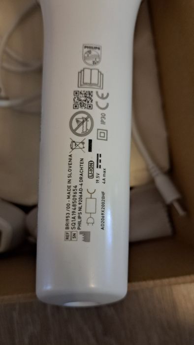 Фотоепилатор Philips Lumea +3 приставки