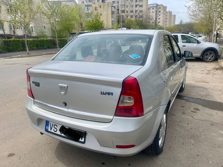 Logan Laureate an fabricație 2009